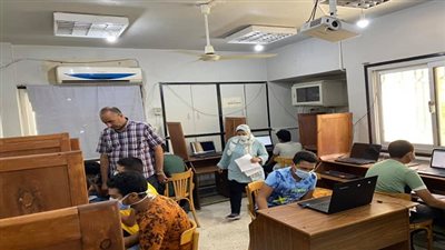 الفولي يتابع إختبارات الطلاب المتقدمين بمدرسة المتفوقين في السويس 