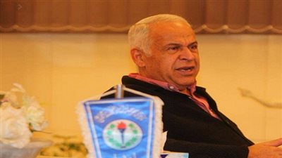 في حوار إذاعي.. فرج عامر: إتحاد الكرة لا يملك الخبرات.. ومصطفى فتحي 