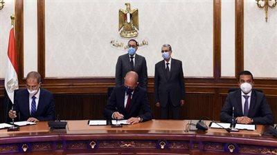 مدبولي يلتقى مسئولى 