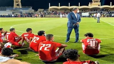 وقفة بالأهلي لتصحيح أخطاء الدفاع بعد ضياع الدورى