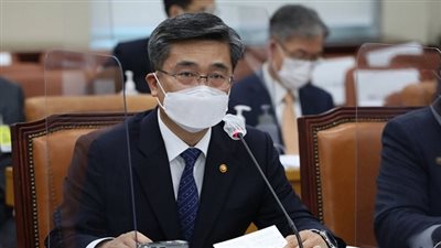 (أ.ش.أ) :وزير دفاع كوريا الجنوبية يشيد بالتطور الكبير في العلاقات مع مصر