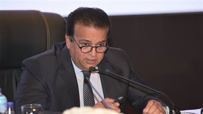 برئاسة وزير التعليم العالي انعقاد 