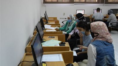 أماكن شاغرة لطلاب المرحلة الثالثة بكليات التربية والكليات التكنولوجية