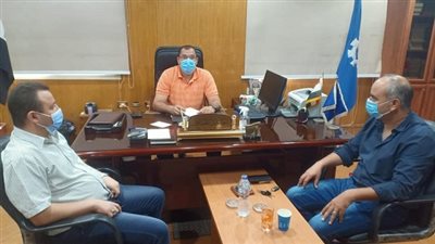 تكليف أيمن قابيل مديراً لإدارة العلاج الحر بصحة السويس