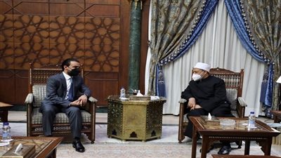 شيخ الأزهر: أتوق لرؤية العراق وشعبه وأسعد بلقاء مختلف طوائفه ومعالمه التاريخية