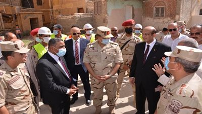 محافظ مطروح يفتتح أعمال تطوير المرحلة الثانية لعمارات حى الزهور بمرسى مطروح 