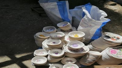 ضبط مصنع ميلامين يستخدم مادة محظورة ومصنع عصائر بدون ترخيص  بالدقهلية