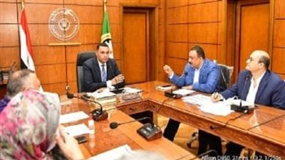 محافظ الدقهلية يوجه بمنع أى مسئول من غلق تليفونه لسرعة التواصل معه