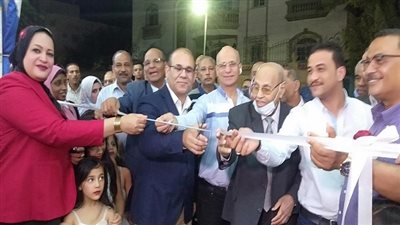 خشانة يفتتح معرض المستلزمات المدرسية لحزب مستقبل وطن بالسويس
