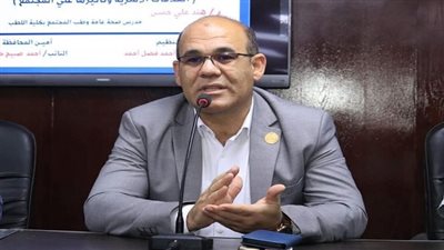 نواب السويس يتقدمون بطلب عاجل للشركة المصرية للإتصالات
