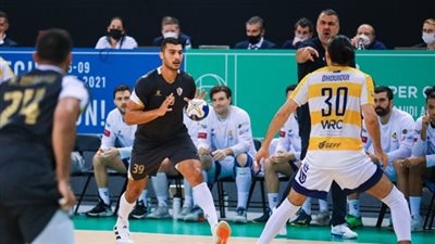 فى الشوط الأول.. الزمالك يكتسح جامعة سيدنى 18/7 بكأس العالم للأندية