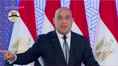 وزير الإسكان يستعرض جهود الدولة للقضاء على المناطق غير الآمنة