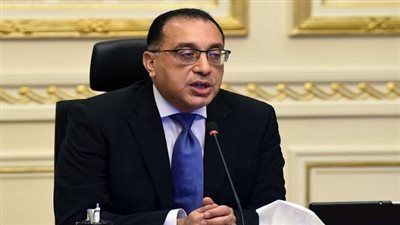 رئيس الوزراء يشدد على ضرورة استكمال إزالة التعديات على فرعى النيل