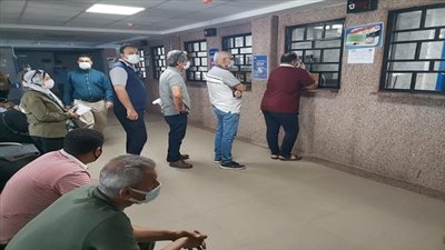 مركز مبارك للمصل واللقاح  بالسويس يواصل تطعيم المواطنين ضد كورونا 