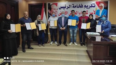 بالصور.. تكريم اسر شهداء الجيش الابيض بمحافظة الدقهلية