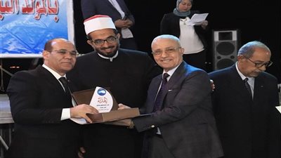 مستقبل وطن بالسويس يكرم أبطال المقاومة الشعبية وحفظة القرآن الكريم