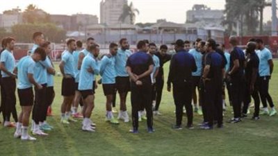 الأهلي يستلم الزي الجديد غدا 