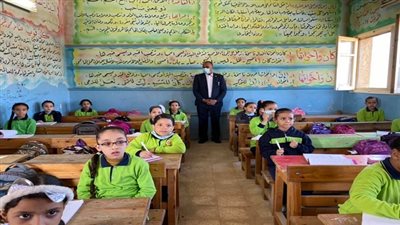 مدير تعليم السويس يتجاهل تعليمات وزارة الصحة في الحفاظ سلامة التلاميذ 