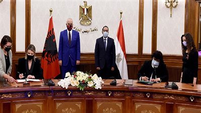 رئيس الوزراء ونظيره الألبانى يشهدان التوقيع على 3 وثائق للتعاون ‏