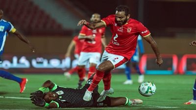 الشوط الأول.. الأهلي يتقدم على الحرس الوطنى بهدفين مقابل هدف