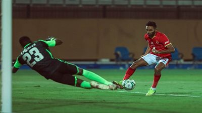 الأهلي يهزم الحرس الوطني بسداسية 
