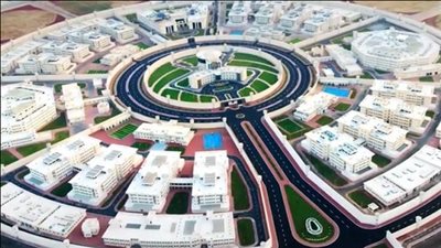 عمرو أديب يشيد بافتتاح الدولة لمجمع سجون وادي النطرون الجديد