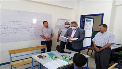 مدير تعليم القليوبية يتفقد مدارس بنها ويوجه بتكثيف المتابعات على المدارس 