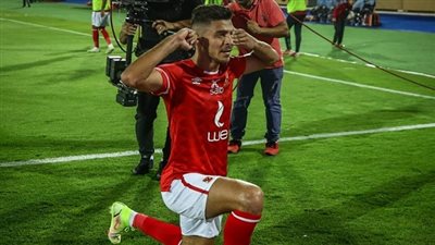 محمد شريف يتفوق على 