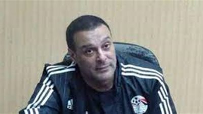 اتحاد الكرة يدرس تعميم تجربة الحكم المساعد الاحتياطى فى مباريات الدورى