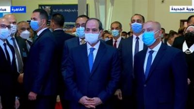 الرئيس يلتقى السفير الألمانى ومسئولى شركة سيمنس بافتتاح معرض النقل