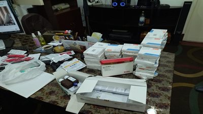 ضبط أدوية وكيماويات مجهولة المصدر ومنتهية الصلاحية ب 6 منشآت طبية