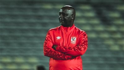 موسيماني يحذر لاعبي الأهلي من التراجع أمام المقاولون 