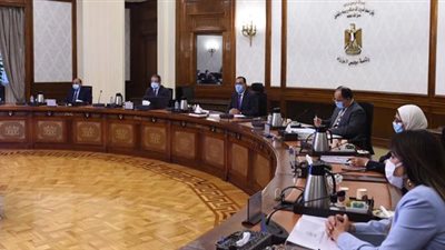 رئيس الوزراء يترأس اجتماع اللجنة الوزارية للسياحة والآثار