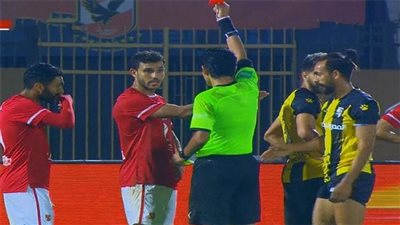 استبعاد حكم الفيديو بمباراة الأهلى والمقاولون من الدورى الممتاز بسبب أخطائه