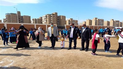 مدير تعليم السويس يشارك في إحتفالات توفيق حسان بأعياد الطفولة 