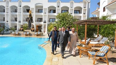 محافظ سوهاج يتفقد الفندق السياحي بمنطقة أبيدوس الأثرية بالبلينا