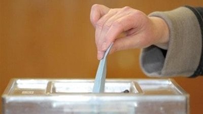 158 متقدمًا حتى الآن للانتخابات البرلمانية بينهم 10 من 