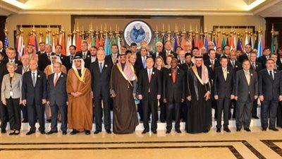 كبار المانحين لدعم الوضع السوري يدعون لإيجاد حل سياسي للأزمة 