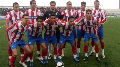 طائرة خاصة تنقل 