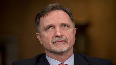 السفير الأمريكي بالقاهرة يزور أهرامات الجيزة