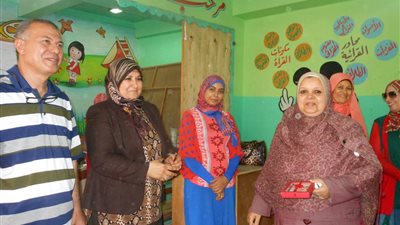 تكريم الموجهين وكوادر القرائية والحسابية في السويس