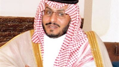 وزير الإسكان السعودي المكلف يصل القاهرة