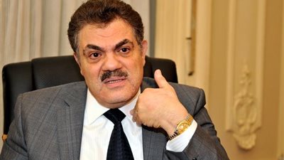 اجتماع لجنة الوفد برئاسة 