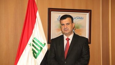 تركيا وإيران يسرقان 