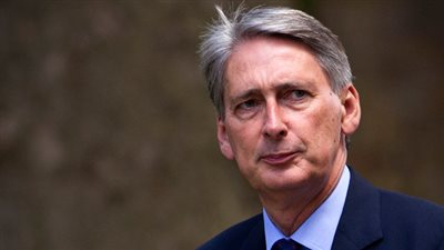 وزير خارجية بريطانيا عن قصف 