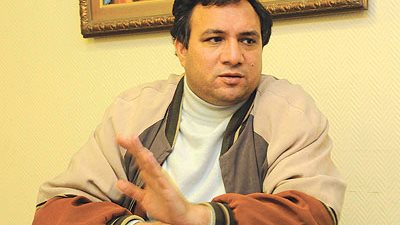 عمار علي حسن: مصر لم تعلن رسميًا مشاركتها بريًا في اليمن