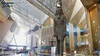 الإسكان تستعرض البدائل التخطيطية لتطوير المنطقة المحيطة بالمتحف المصرى الكبير