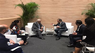 وزير التربية والتعليم يجري مباحثات مع الشراكة العالمية من أجل التعليم 