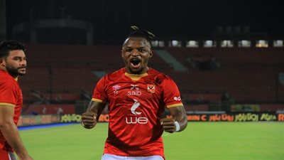 الأهلى يبحث مستقبل بواليا.. وسيمبا والجونة يدخلان السباق