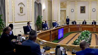 مدبولى: الصناديق العقارية تمثل آلية مهمة وفعالة لتعظيم فرص الاستثمار العقارى